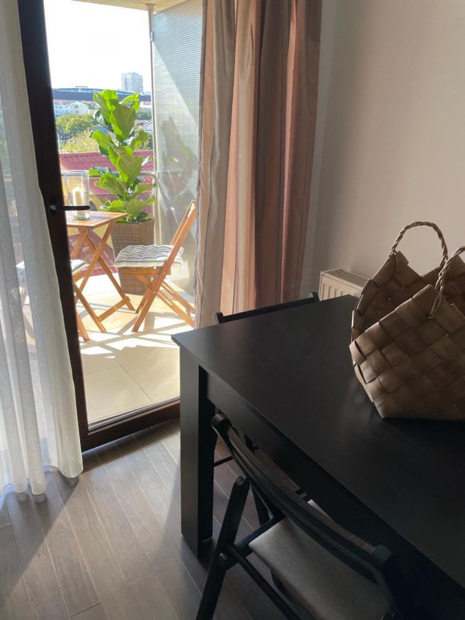 En Passant / A Time In Iasi公寓 外观 照片